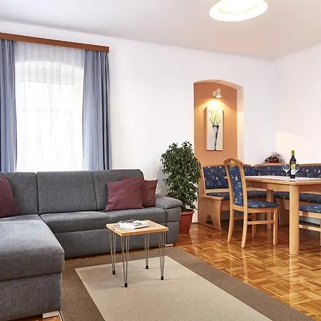 Apartman Ferien- & Kuerbishof Majczan *